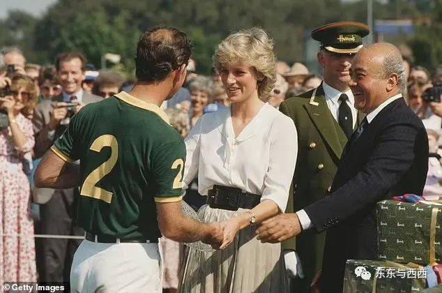 戴妃生前男友追她16年，车祸时用身体护住了她，他是不是唯一真心的情人？