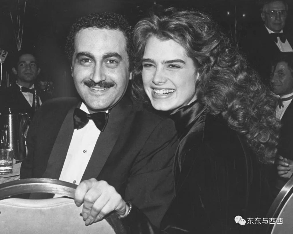 戴妃生前男友追她16年，车祸时用身体护住了她，他是不是唯一真心的情人？