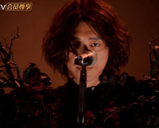 台版“乐队的夏天”：张雨生顶流出道，五月天草东“世代之争”