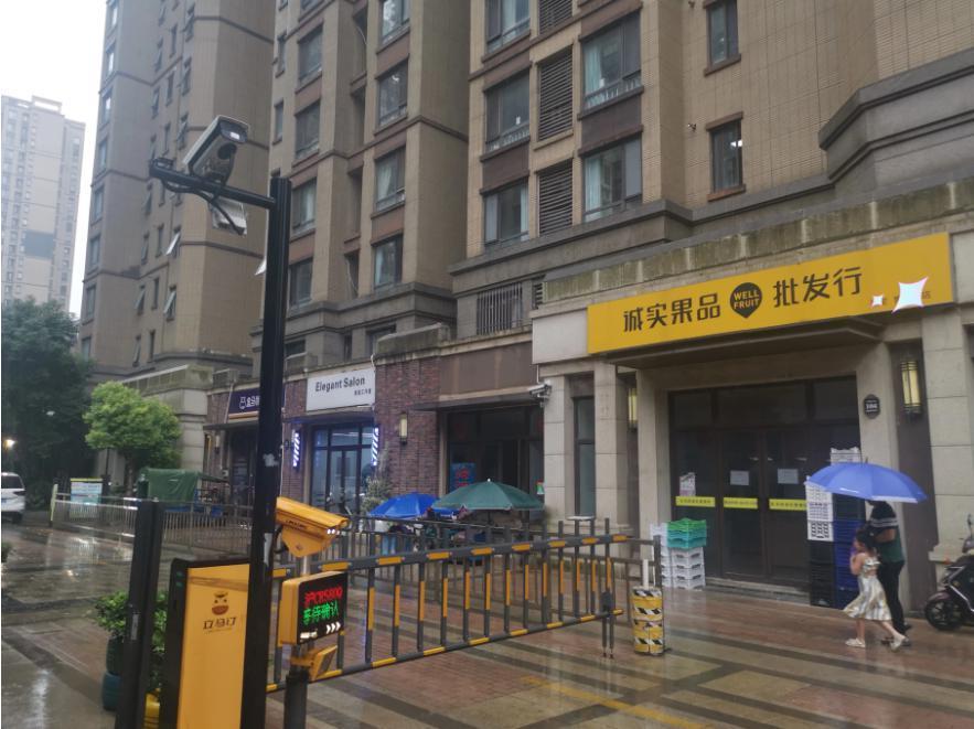 那些不起眼的小商铺，租金到底有多贵？