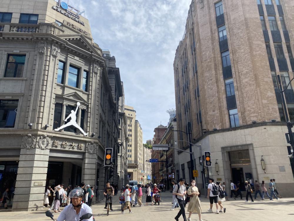 那些不起眼的小商铺，租金到底有多贵？