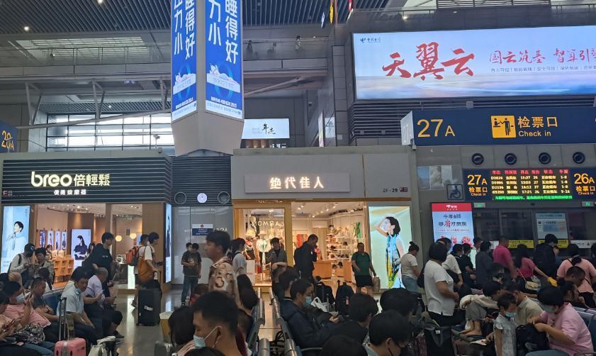 那些不起眼的小商铺，租金到底有多贵？