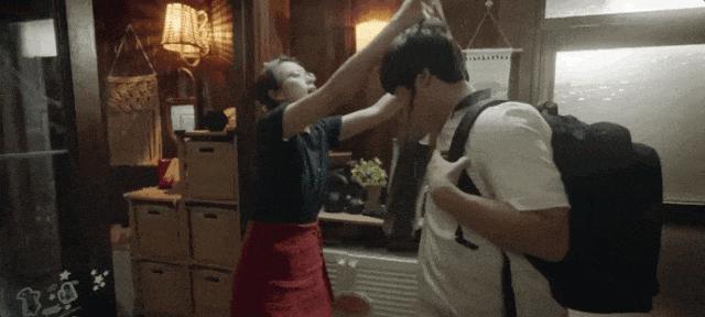 36岁的韩孝周都开始演高中生的妈了？