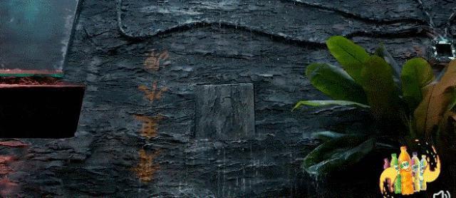 逃了四年，狠人杨幂终于成了哭包