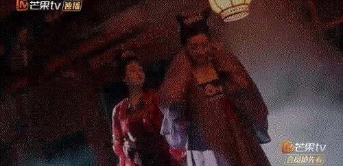 逃了四年，狠人杨幂终于成了哭包