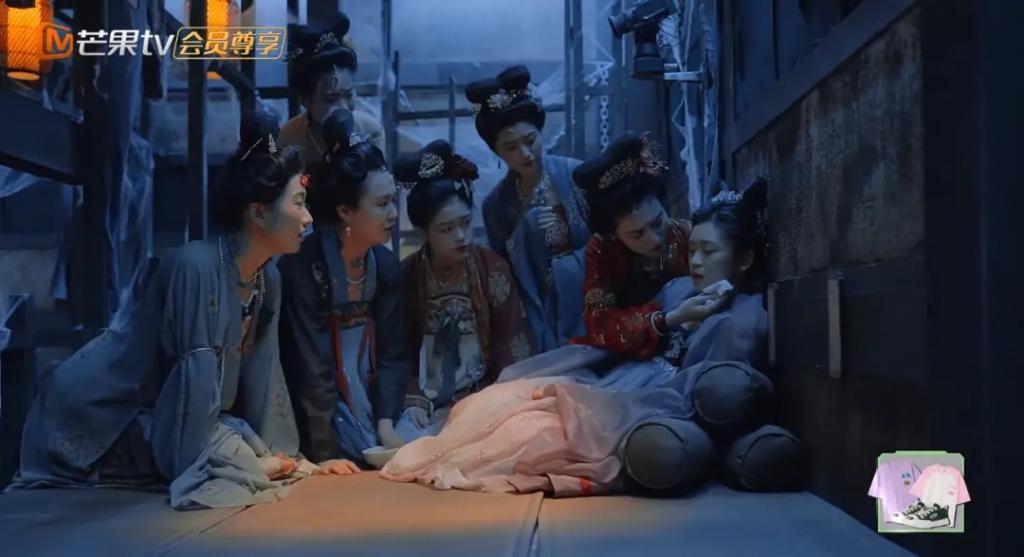 逃了四年，狠人杨幂终于成了哭包