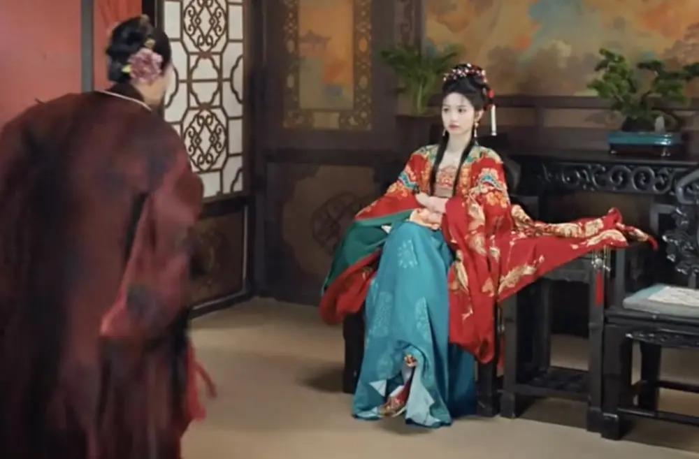 翻拍两次都遭人唾弃，两个女人上花轿的事至于那么难拍？