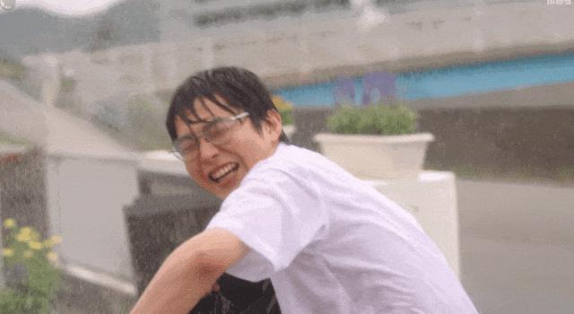 至少她比周冬雨性感！