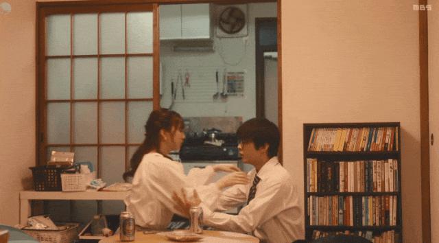 至少她比周冬雨性感！