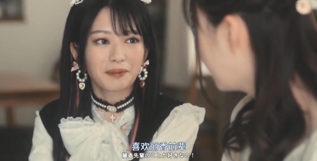 至少她比周冬雨性感！