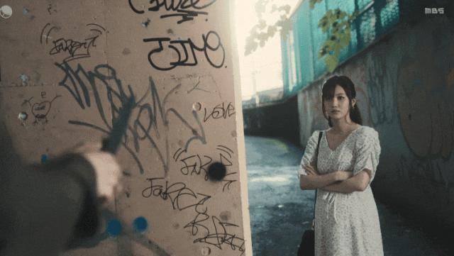 至少她比周冬雨性感！