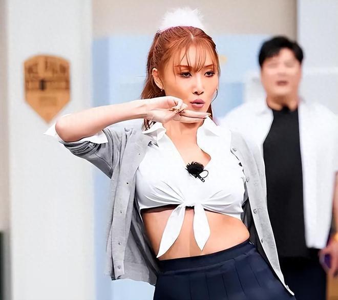 女星华莎因淫乱罪被警方传唤！或面临1年有期徒刑