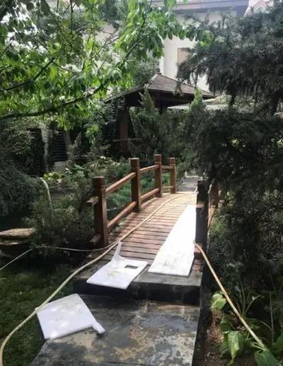 “内娱第一富婆”李湘退休：70套房子，5000亿身家？