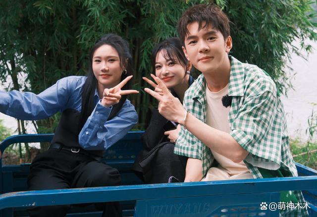 李佳琦员工爆料！选品和宠物由别人负责，产品本人都没在用