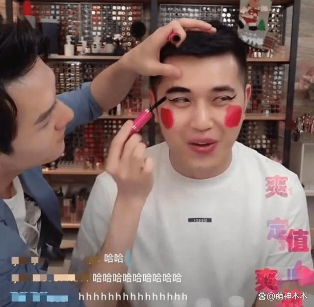 李佳琦助理付鹏近况，停更账号回归生活，为何分道扬镳？