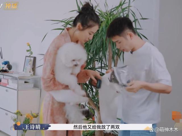 李佳琦助理付鹏近况，停更账号回归生活，为何分道扬镳？