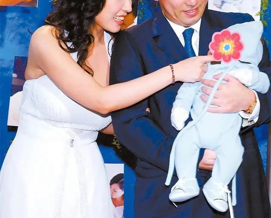 两婚两离的知名女星，分手后奉子成婚再嫁他人仍离婚收场