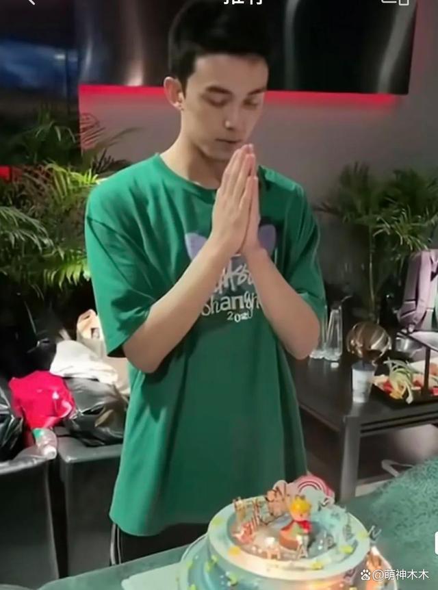 吴磊被质疑谈恋爱了？自曝对现状很满意：和爱人家人在一起