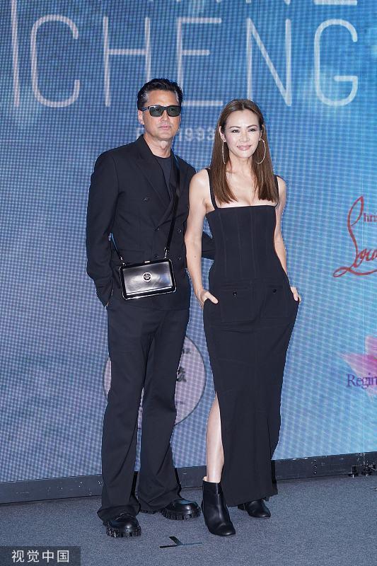 莫文蔚带母亲出席活动 乐基儿公开露面证实已经离婚