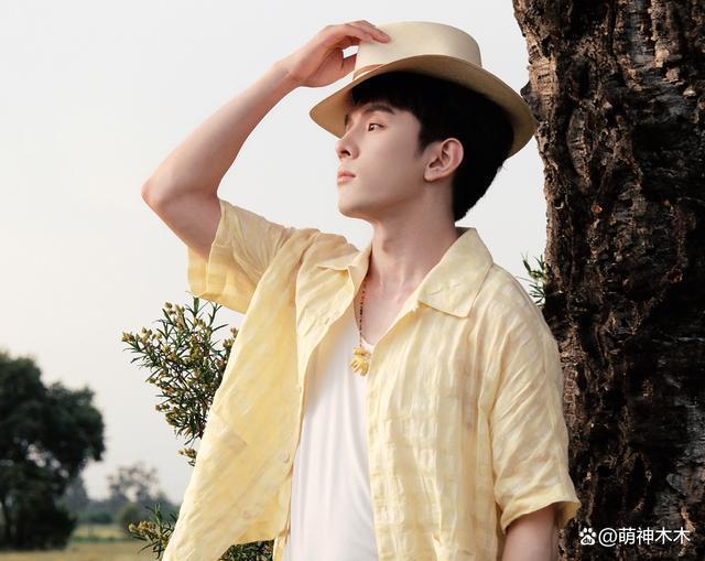 79眉笔不贵，碎钻不值钱，看完懂了郭晶晶用5毛皮筋多宝贵