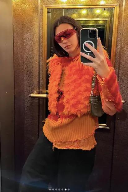 小李子又被曝和25岁模特恋上，两人在夜店热吻！