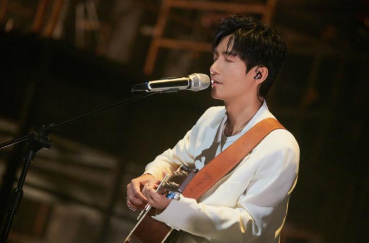 被索赔227亿的“浪子”，16年后回头了