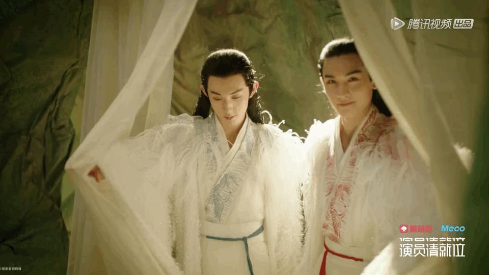 谁在支持郭敬明？
