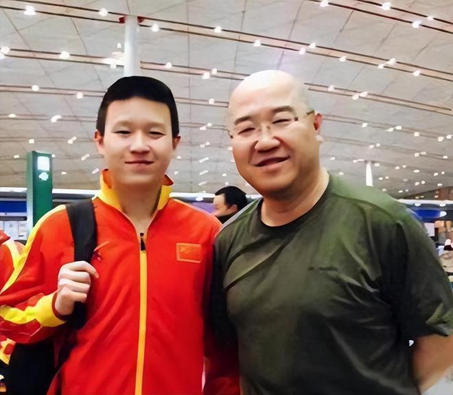 宋丹丹儿子儿媳T台走秀，巴图变瘦，博谷撞脸张柏芝