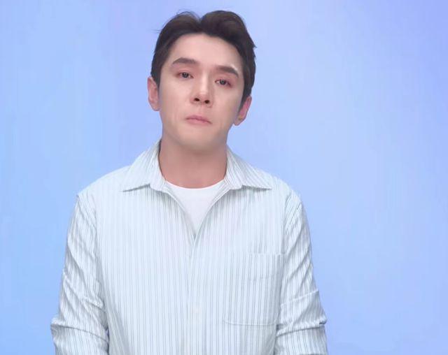 李佳琦前脚落泪道歉后脚开心带货 被嘲鳄鱼的眼泪