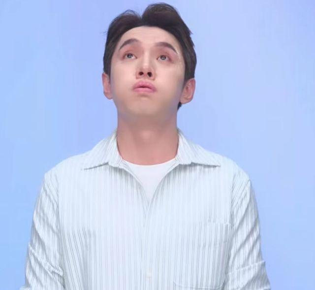 李佳琦前脚落泪道歉后脚开心带货 被嘲鳄鱼的眼泪