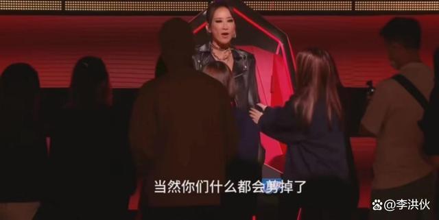 把《好声音》的战火引到那英身上，她亏不亏？