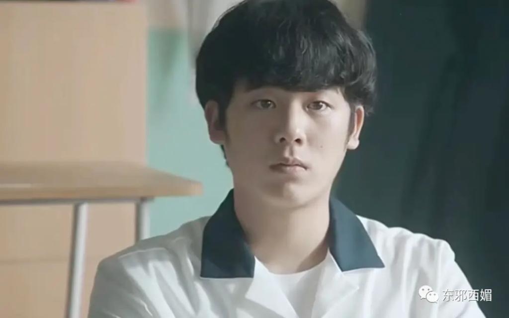 颜狗暴击！他什么时候肿成这样了？