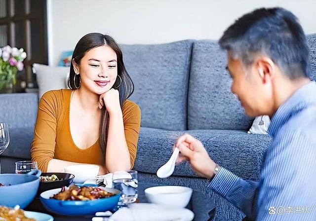 乐基儿承认和二婚丈夫离婚，离开黎明后，她再也找不到幸福了