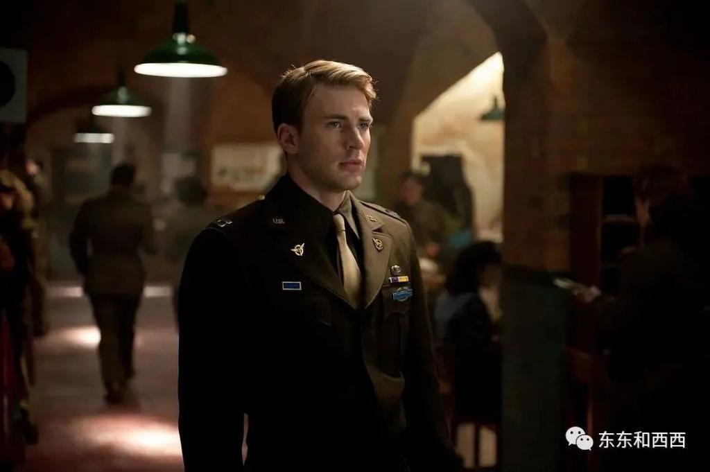 全球最性感男人悄悄结婚了,娶小16岁美女,是谁拿下这个“男女通吃”大帅比?