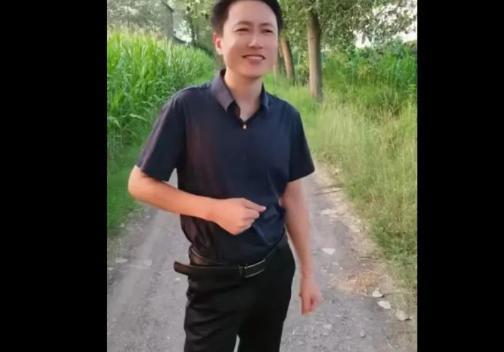 网红20年，一个被封，一个成顶流，成为网红的秘密都藏在这里