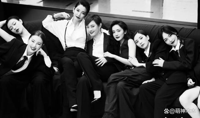 杨幂生日唐嫣又缺席送祝福！再现塑料闺蜜情，抱团太明显