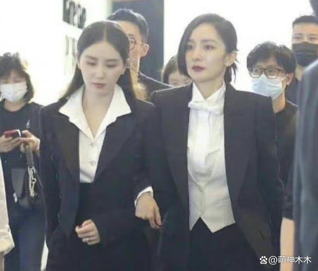 杨幂生日唐嫣又缺席送祝福！再现塑料闺蜜情，抱团太明显