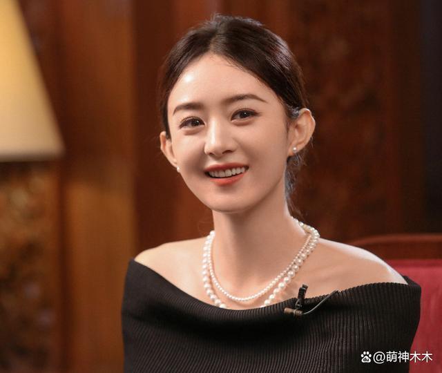 杨幂生日唐嫣又缺席送祝福！再现塑料闺蜜情，抱团太明显