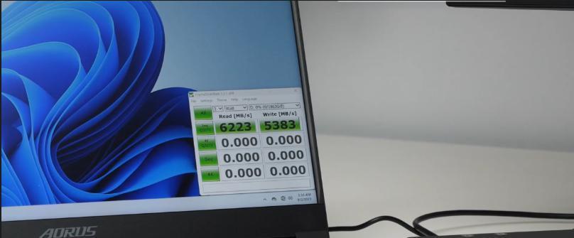 Thunderbolt 5 ：创作者和游戏玩家的出色解决方案