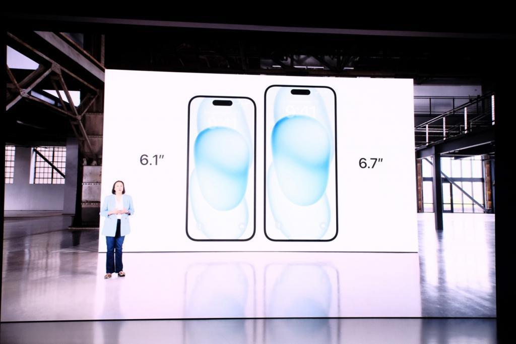 苹果发布6.1/6.7英寸iPhone 15标准机型：升级灵动岛、4800万主摄