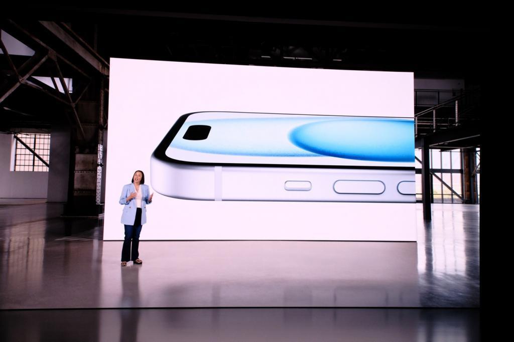 苹果发布6.1/6.7英寸iPhone 15标准机型：升级灵动岛、4800万主摄