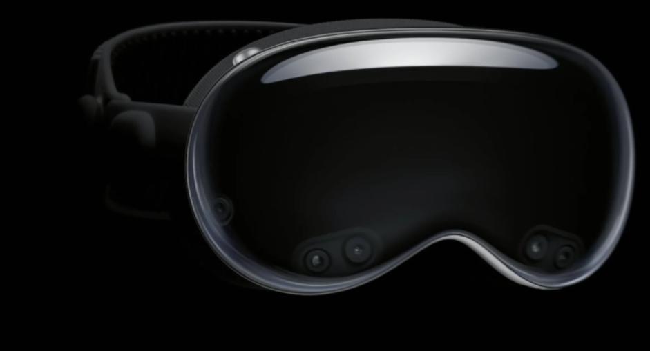 苹果库克：开发者对 Vision Pro 非常兴奋，按计划明年初上市