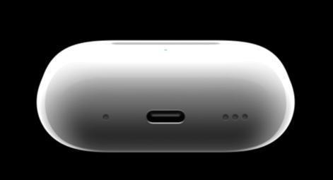 苹果正式发布 iPhone 15 ！全系上岛换 C 口，还有一个遥遥领先的更新