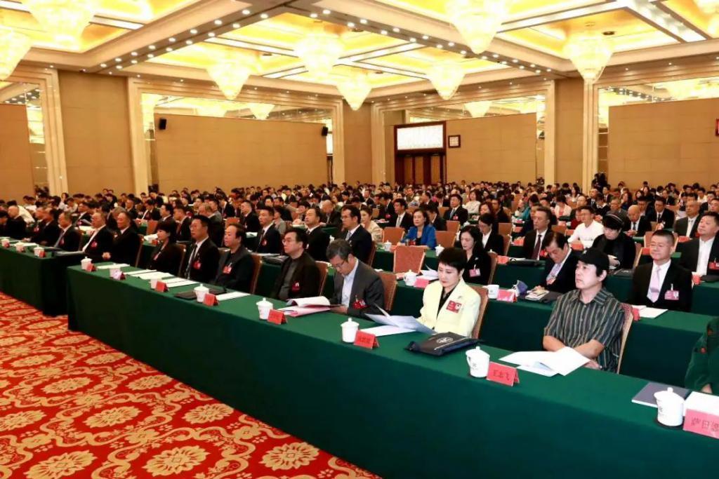 北京这一晚：姚晨最有排面，张凯丽赢麻了，而C位却是李幼斌