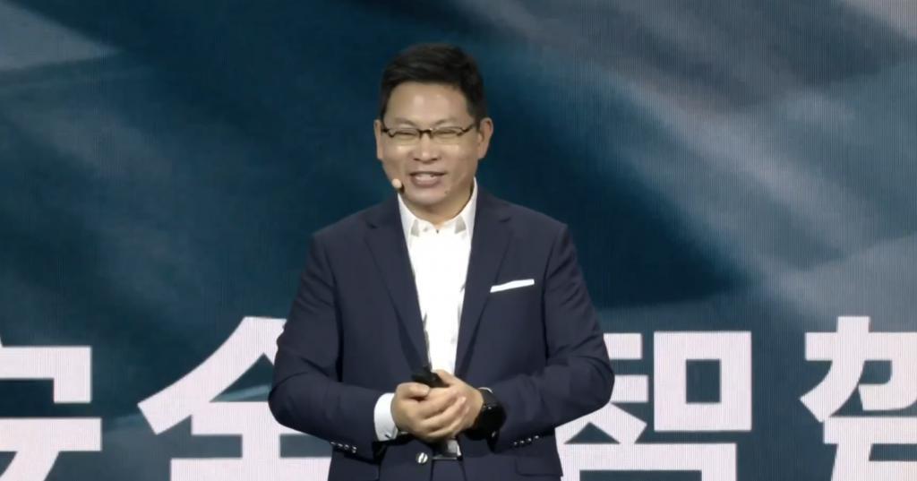 昨天的华为发布会没有手机，但也不是完全没有。。。