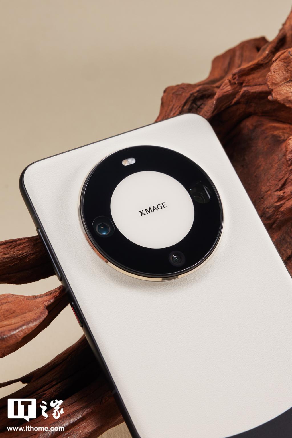 华为 Mate60 Pro 「宣白」图赏：一笔丹青，时代之作