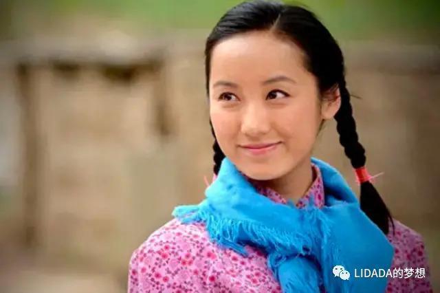 从杂工到女一号，她低调温柔演技受赞，戏红人不红却深得喜欢