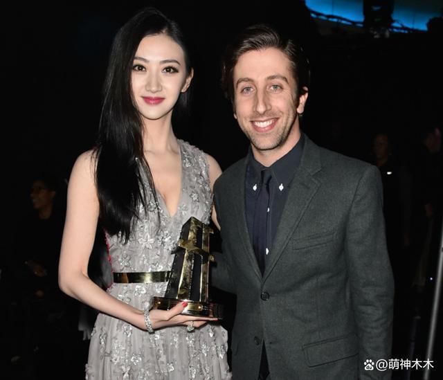 《封神》遭威尼斯电影节打脸，和罪犯同场领奖还不被承认