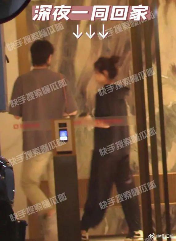 他被骂是“妈宝男”？