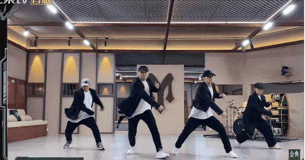 蔡国庆的精神状态很疯吗？